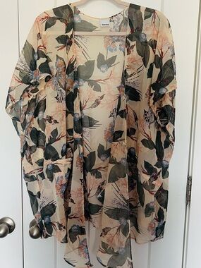 Sonoma Floral Sheer Kimono in Cream with Blue and Green Accents